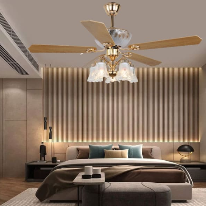 TIẾT KIỆM CHI PHÍ KHI SỬ DỤNG QUẠT TRẦN ĐÈN CHO MÙA HÈ NÓNG BỨC